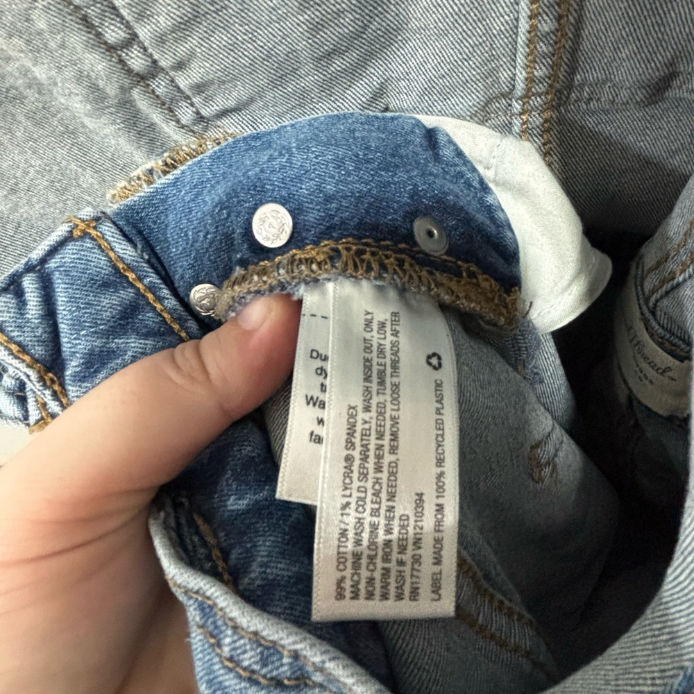 Women’s Universal Threads Overalls Size 16/33R - Picture 3 of 4